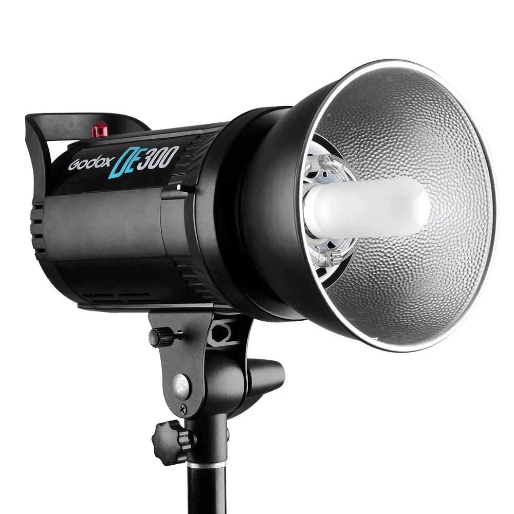 Godox DE300 300W Professional Studio Strobe Flash Lamp GN58 With FTR-16 Flash frigger Bowens mount for Photo Product Photography
Godox DE300 300W Professional Studio Strobe Flash Lamp GN58 With FTR-16 Flash frigger Bowens mount for Photo Product Photography