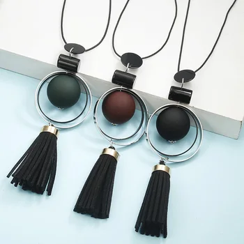 New Fashion Acrylic Women Necklace Long Sweater Chain Necklace Geometric Pendant Winter Statement Neck Jewelry
New Fashion Acrylic Women Necklace Long Sweater Chain Necklace Geometric Pendant Winter Statement Neck Jewelry