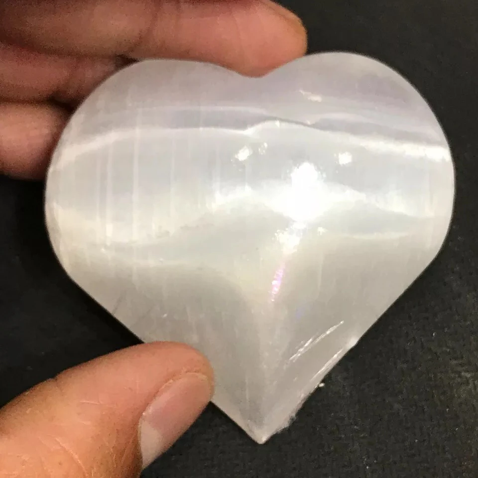 Natural Selenite Heart Crystal Love Quartz Pecket Puffy Furniture Chatoyancy Healing Palm Stones Fraueneis Mineral Specimen1pcs
Natural Selenite Heart Crystal Love Quartz Pecket Puffy Furniture Chatoyancy Healing Palm Stones Fraueneis Mineral Specimen1pcs