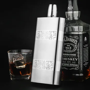 Hip Flask set 17oz Men Pocket Flask Set 304 Stainless Steel Embossed Flagon Flasks Wine Beer Whiskey Metal Bottle Gift
Hip Flask set 17oz Men Pocket Flask Set 304 Stainless Steel Embossed Flagon Flasks Wine Beer Whiskey Metal Bottle Gift