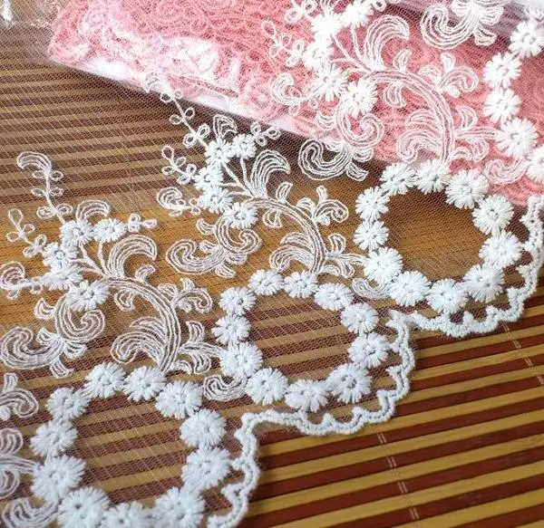 5yards / Lot Width 18cm 3color Can Choose Cotton Mesh Embroidered Lace Fabric , DIY Materials Lace Trim Free Shipping RS107
5yards / Lot Width 18cm 3color Can Choose Cotton Mesh Embroidered Lace Fabric , DIY Materials Lace Trim Free Shipping RS107