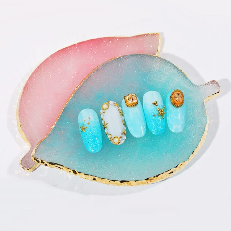 Leaf-shaped Resin Agate Piece Jewelry Display Board Nail Palette Photography Props
Leaf-shaped Resin Agate Piece Jewelry Display Board Nail Palette Photography Props