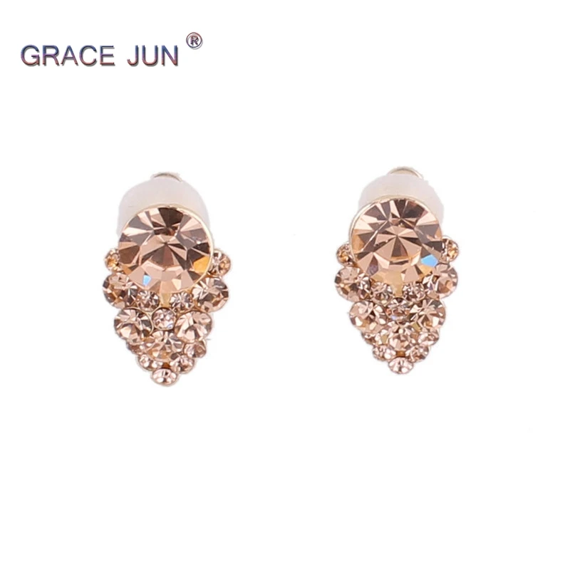 GRACE JUN Rhinestone Crystal Water Drop Shape Clip on Earrings Non Piercing for Women High Quality Cute Small Cushion Earrings
GRACE JUN Rhinestone Crystal Water Drop Shape Clip on Earrings Non Piercing for Women High Quality Cute Small Cushion Earrings