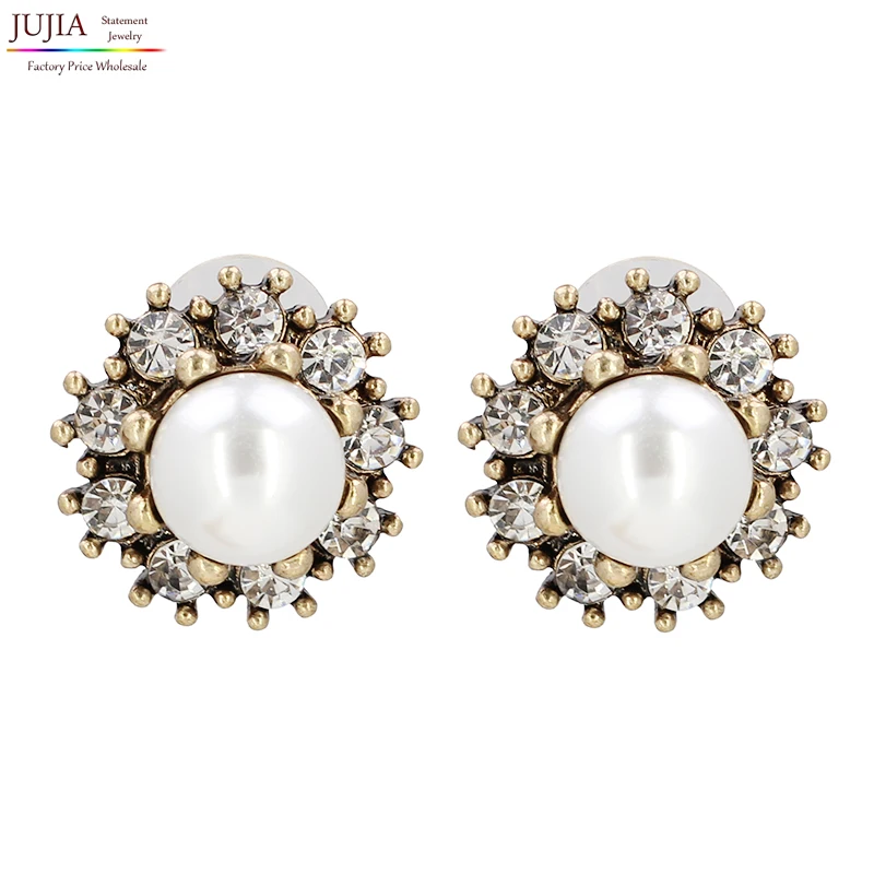 HOT HOT HOT Women's fashion earrings New arrival brand sweet metal with simulat pearl earring for women girls
HOT HOT HOT Women's fashion earrings New arrival brand sweet metal with simulat pearl earring for women girls