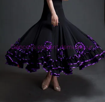 New Ballroom dance costumes sexy senior ice silk flowers ballroom dance long skirt for women ballroom dance competition skirts
New Ballroom dance costumes sexy senior ice silk flowers ballroom dance long skirt for women ballroom dance competition skirts