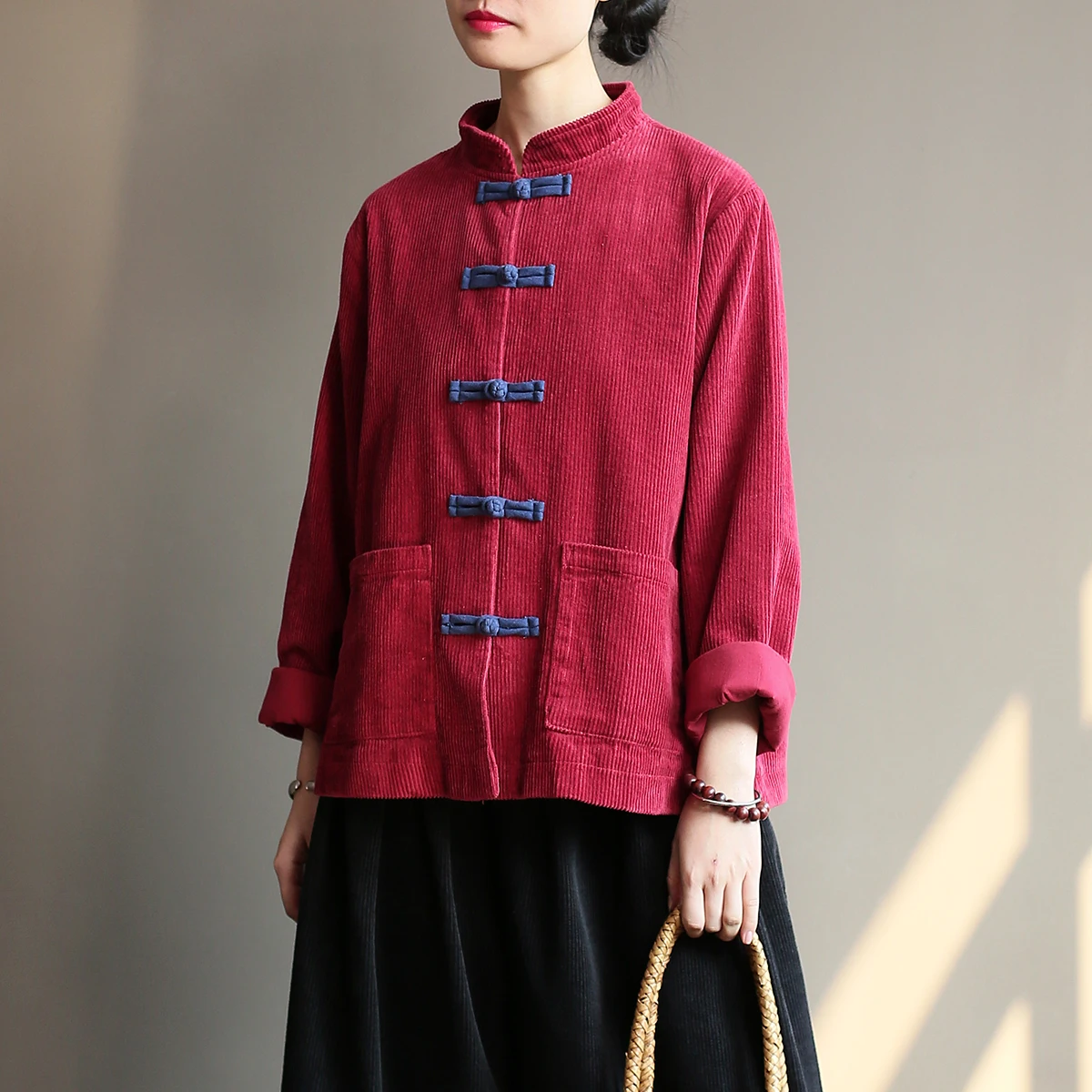 Women retro Solid Color Stand Collar Jackets Corduroy Shirt Tops Ladies Vintage Loose Outerwear Female 2019 Autumn Coat
Women retro Solid Color Stand Collar Jackets Corduroy Shirt Tops Ladies Vintage Loose Outerwear Female 2019 Autumn Coat