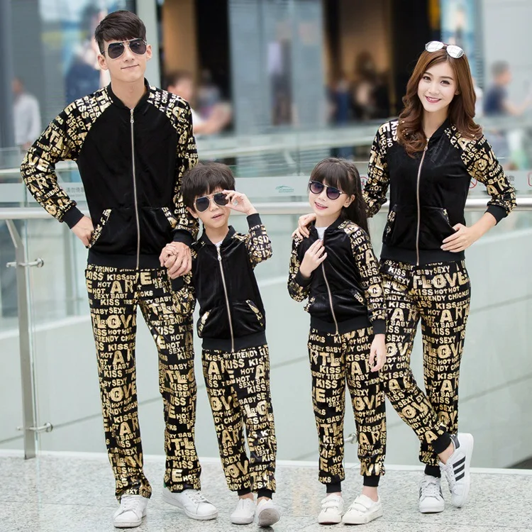 Family Matching Clothes Sets family look two Piece Set Gold velvet Sport suits mother and daughter clothes mother son outfits
Family Matching Clothes Sets family look two Piece Set Gold velvet Sport suits mother and daughter clothes mother son outfits