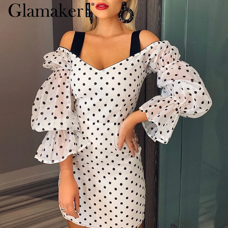 Glamaker V neck polka dot sexy dress Women ruffles autumn elegant mini dress Winter party club lantern sleeve bodycon dress
Glamaker V neck polka dot sexy dress Women ruffles autumn elegant mini dress Winter party club lantern sleeve bodycon dress