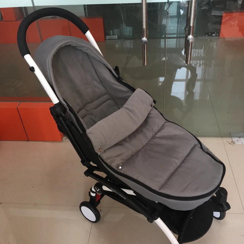 Yoya Stroller Foot Cover Warmer Winter Thick Warm Zipper Sleep Sack Sleeping Bag Footmuff for Yoyo Bugaboo Stroller Accessories
Yoya Stroller Foot Cover Warmer Winter Thick Warm Zipper Sleep Sack Sleeping Bag Footmuff for Yoyo Bugaboo Stroller Accessories