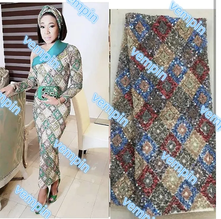 New Design Dubai Embroidered Sequins Tulle Lace Fabric For Wedding Dress French Lace Fabric For African Party Dress
New Design Dubai Embroidered Sequins Tulle Lace Fabric For Wedding Dress French Lace Fabric For African Party Dress