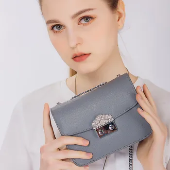 KZNI Designer Cross Shoulder Bag Female Bag with Chain Purses and Handbags Ladies Handbags for Girl Pochette Sac Femme 9086
KZNI Designer Cross Shoulder Bag Female Bag with Chain Purses and Handbags Ladies Handbags for Girl Pochette Sac Femme 9086