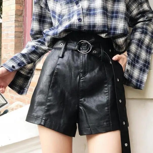 2019 NEW Vintage Shorts Feminino New Autumn Bow Tie High Waist Slim Leather Shorts Sweet Pu Wide Leg Short DC508
2019 NEW Vintage Shorts Feminino New Autumn Bow Tie High Waist Slim Leather Shorts Sweet Pu Wide Leg Short DC508