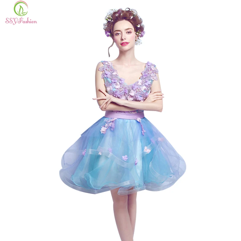 SSYFashion Sweet Blue Flowers V Collar Short Cocktail Dress The Bride Banquet Sexy Backless Mini Party Gown Formal Dresses
SSYFashion Sweet Blue Flowers V Collar Short Cocktail Dress The Bride Banquet Sexy Backless Mini Party Gown Formal Dresses