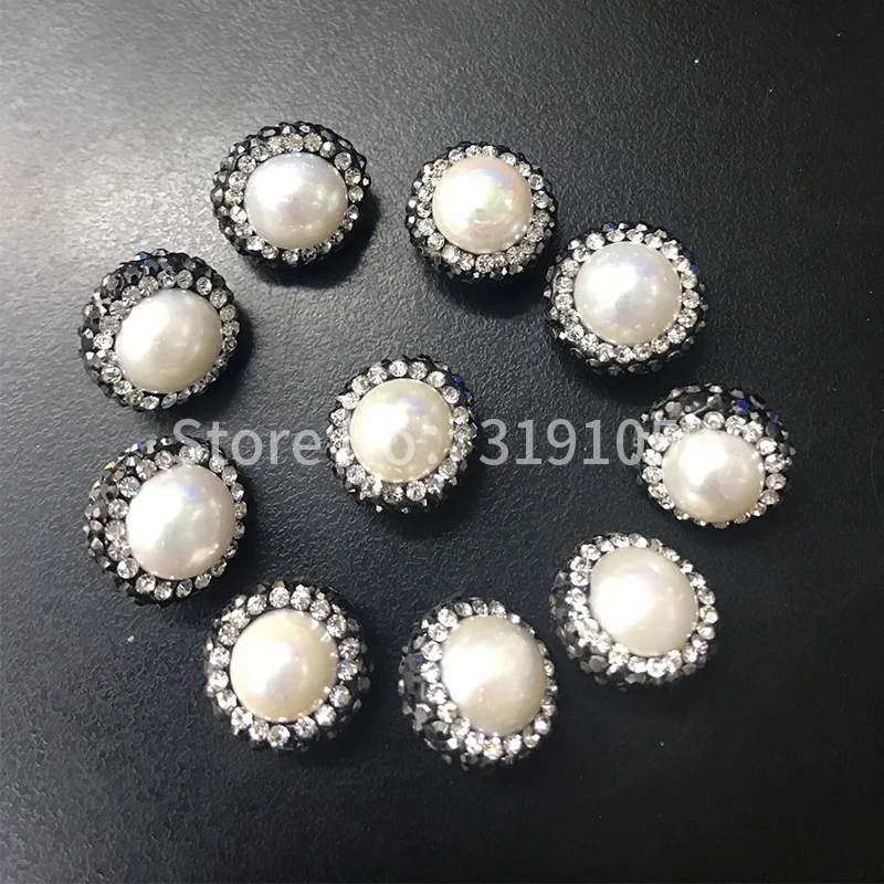 A simple and elegant personality with elegant and elegant pearl beads accessories
A simple and elegant personality with elegant and elegant pearl beads accessories