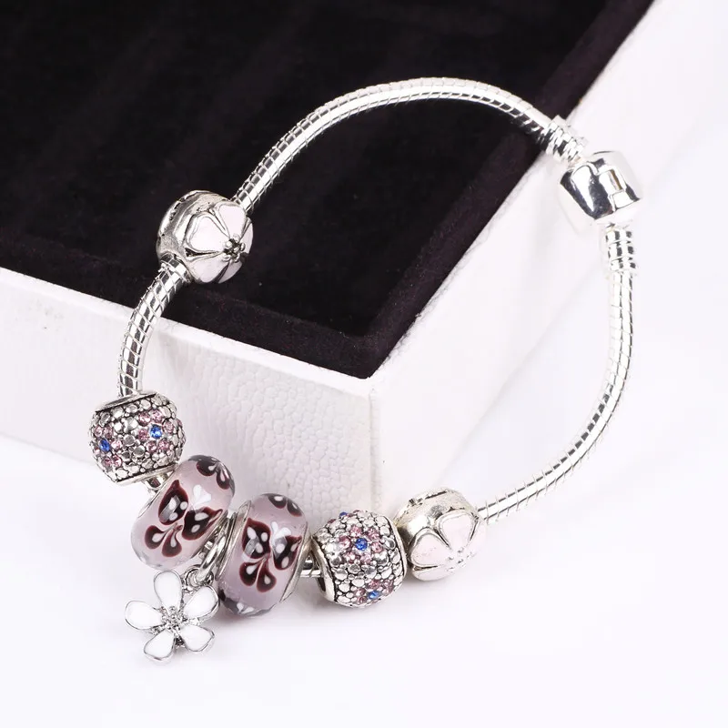 Fashion Fit Women Gift Antique Butterfly Charms Bangle & Bracelet with Love and Flower Crystal Ball for Women Wedding
Fashion Fit Women Gift Antique Butterfly Charms Bangle & Bracelet with Love and Flower Crystal Ball for Women Wedding