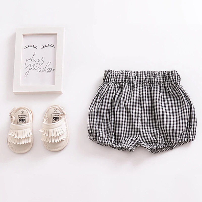 SeckinDogan Baby Girl Shorts Summer Cotton Baby Girls Bread Pants Brand Toddler Shorts Fashion Casual Diaper Infant Bloomers
SeckinDogan Baby Girl Shorts Summer Cotton Baby Girls Bread Pants Brand Toddler Shorts Fashion Casual Diaper Infant Bloomers