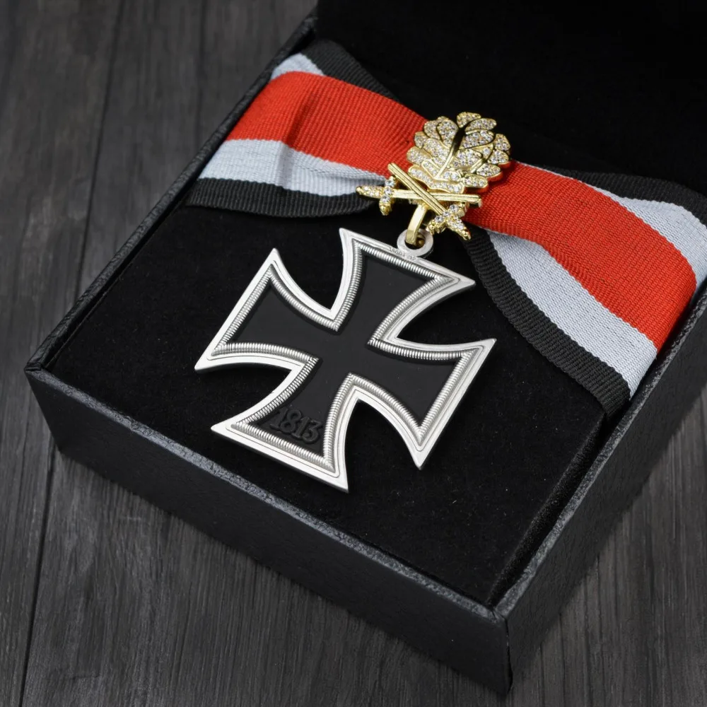 Превосходное качество медаль рыцарей из Германии значок с золотыми дубовыми