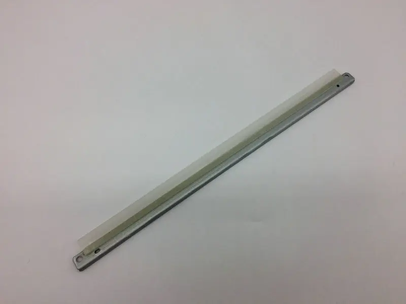 1 PC drum cleaning blade for Kyocera FS1024 FS1028 FS1124 FS1370 FS1320 FS1120 KM2810 FS1016 KM2820
1 PC drum cleaning blade for Kyocera FS1024 FS1028 FS1124 FS1370 FS1320 FS1120 KM2810 FS1016 KM2820