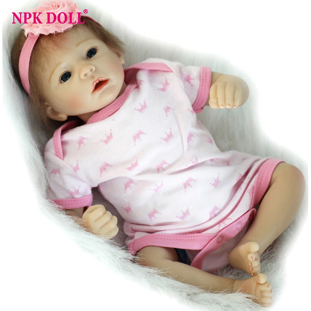 45 cm Adora Girl Baby Doll Silicone Reborn Doll Realistic Bebe Dolls Soft Body Blue Eyes Children Toys Brinquedos
45 cm Adora Girl Baby Doll Silicone Reborn Doll Realistic Bebe Dolls Soft Body Blue Eyes Children Toys Brinquedos