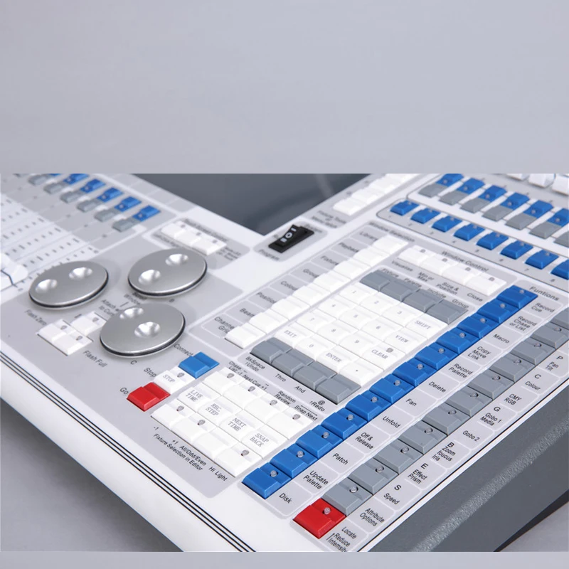 Powerful 2048 channel tiger touch cotrol console with flight case for light show
Powerful 2048 channel tiger touch cotrol console with flight case for light show