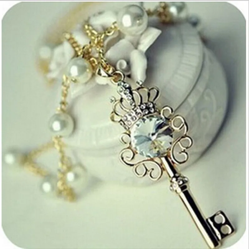 Women's Fashion Crown Key Rhinestone Imitation Pearl Sweater Chain Pendant Women Necklace Jewelry 4ND105
Women's Fashion Crown Key Rhinestone Imitation Pearl Sweater Chain Pendant Women Necklace Jewelry 4ND105