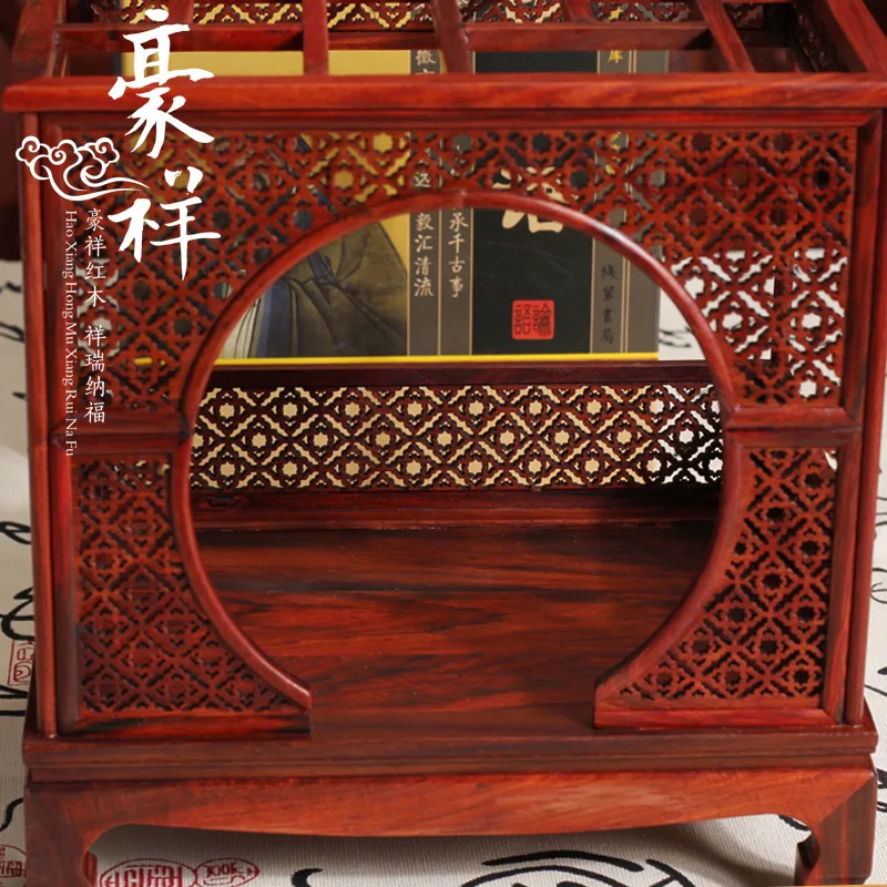 Rosewood miniature furniture mahogany bed bed real moongates month hole in Ming and Qing Dynasty wooden miniature fine furniture
Rosewood miniature furniture mahogany bed bed real moongates month hole in Ming and Qing Dynasty wooden miniature fine furniture