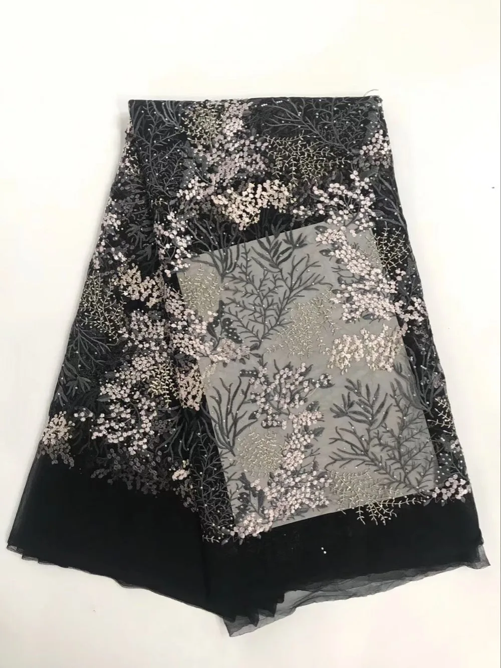 Hot Sale Black African Net Cord Lace French Tulle Lace Fabric Nigerian Dress Stones Embroidered Swiss Voile Lace Guipure Fabric
Hot Sale Black African Net Cord Lace French Tulle Lace Fabric Nigerian Dress Stones Embroidered Swiss Voile Lace Guipure Fabric