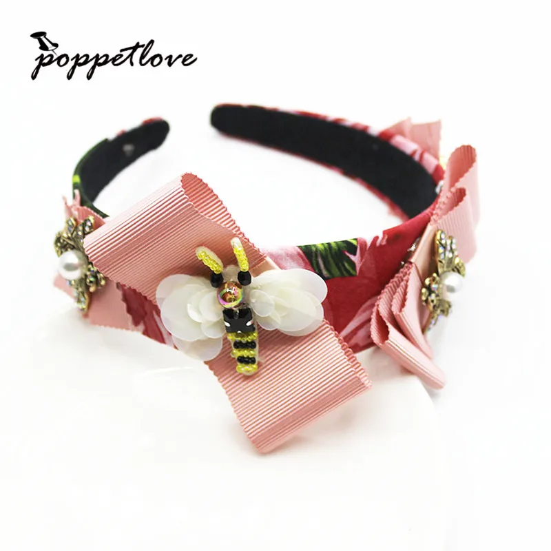 Fashion Crystal Head Bands For Women Velvel Hairband Bow tie Crystal Hair Accessories Ladies Hair Hoop Headdress Knot Hairband
Fashion Crystal Head Bands For Women Velvel Hairband Bow tie Crystal Hair Accessories Ladies Hair Hoop Headdress Knot Hairband