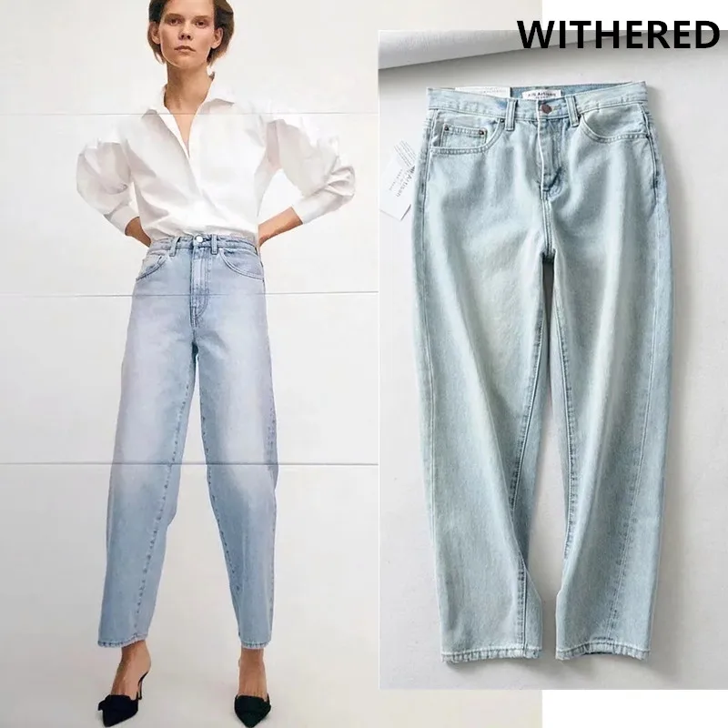 Withered high street washed Splicing jeans woman high waist jeans ripped jeans for women boyfriend jeans for women plus size
Withered high street washed Splicing jeans woman high waist jeans ripped jeans for women boyfriend jeans for women plus size