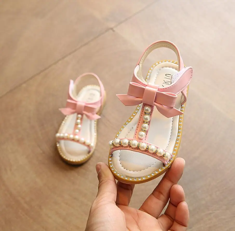 Children Shoes Girls Sandals Pearl Pink Cut-outs Sandals Flat Open-toe School Shoes Breathable Kids Sandals Child Beach Sandals
Children Shoes Girls Sandals Pearl Pink Cut-outs Sandals Flat Open-toe School Shoes Breathable Kids Sandals Child Beach Sandals