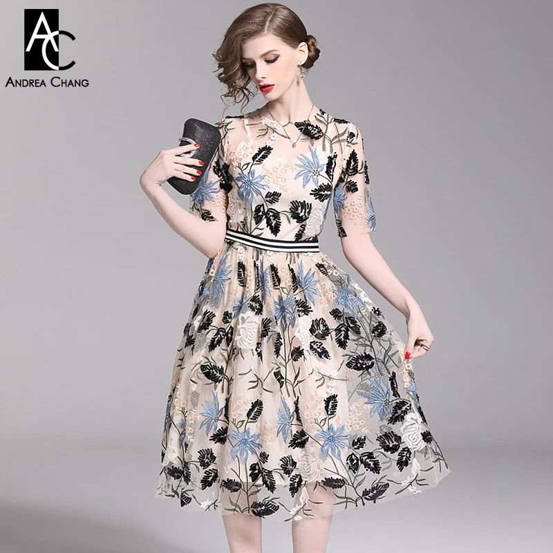 S-XXL spring summer woman dress black sleeve blue floral pattern embroidery beige dress ball gown vintage cute calf length dress
S-XXL spring summer woman dress black sleeve blue floral pattern embroidery beige dress ball gown vintage cute calf length dress