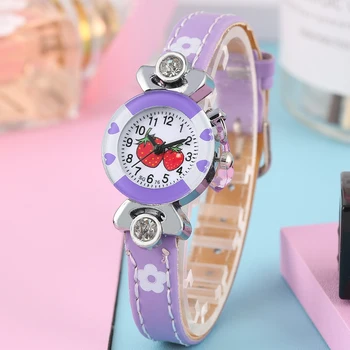 Kids Lovely Cartoon Quartz Watch Cute Strawberry Pattern Dial Watch Classic Diamond-encrusted PU Leather Strap Quartz Wristwatch
Kids Lovely Cartoon Quartz Watch Cute Strawberry Pattern Dial Watch Classic Diamond-encrusted PU Leather Strap Quartz Wristwatch