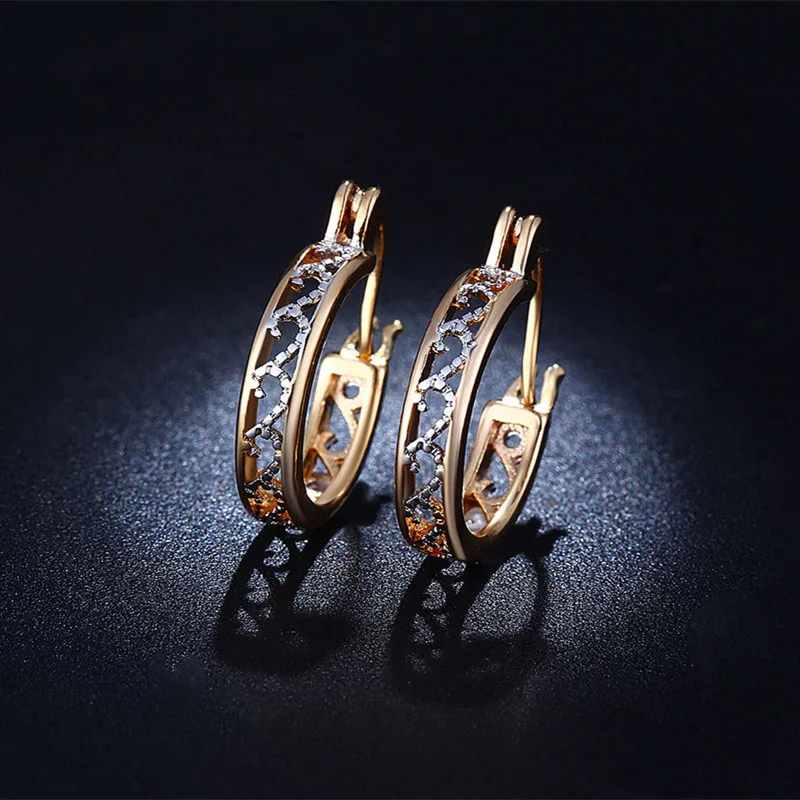 SHUANGR hollow small hoop earrings for women Gold-Color earrings made with austrian crystal boucle d'oreille femme
SHUANGR hollow small hoop earrings for women Gold-Color earrings made with austrian crystal boucle d'oreille femme