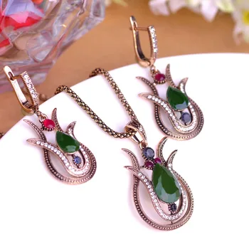 Blucome Vintage Style Green Tulip Flower Pendant Necklace Earrings Jewelry Set Alloy Resin Women Party Wedding Dress Accessories 
Blucome Vintage Style Green Tulip Flower Pendant Necklace Earrings Jewelry Set Alloy Resin Women Party Wedding Dress Accessories