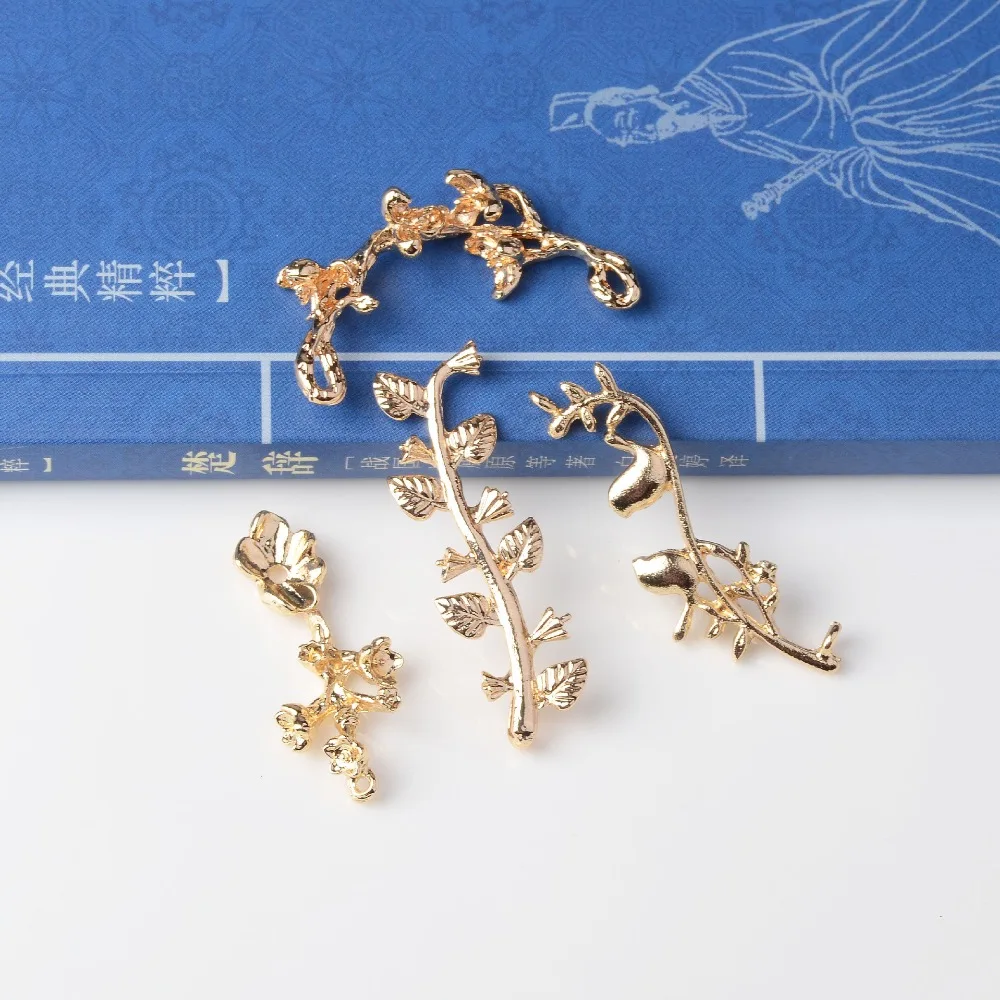 10PC Gold Tone Alloy Material Leaf Flower Branch Charm Bird on Branch Pendant for Wedding Head DIY Handmade Jewelry Making
10PC Gold Tone Alloy Material Leaf Flower Branch Charm Bird on Branch Pendant for Wedding Head DIY Handmade Jewelry Making