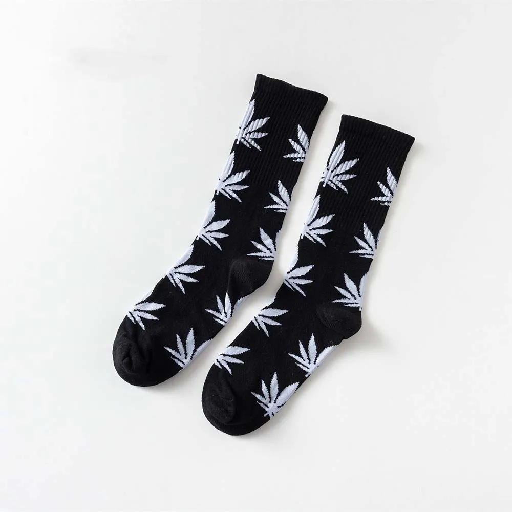 Fashion-1Pair-comfortable-high-quality-cotton-socks-hemp-leaf-maple-leaves-casual-long-weed-crew-socks(19)