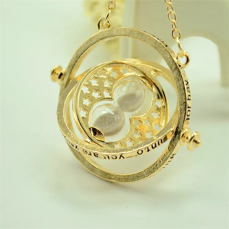 10 Pcs/lot Harri Potter time turner Necklace hourglass Pendants toy Hermione Granger Rotating Spins gifts
10 Pcs/lot Harri Potter time turner Necklace hourglass Pendants toy Hermione Granger Rotating Spins gifts