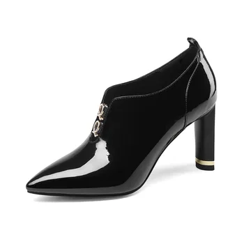High-end brand-name fashion pointed metal rhinestone decoration women's high-heeled shoes deep mouth leather single shoes women
High-end brand-name fashion pointed metal rhinestone decoration women's high-heeled shoes deep mouth leather single shoes women