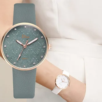 Luxury Women Ladies Watches Fashion Lady Frosted Dial Heart Shape Pattern Leather Belt Watch Quartz Watch
Luxury Women Ladies Watches Fashion Lady Frosted Dial Heart Shape Pattern Leather Belt Watch Quartz Watch