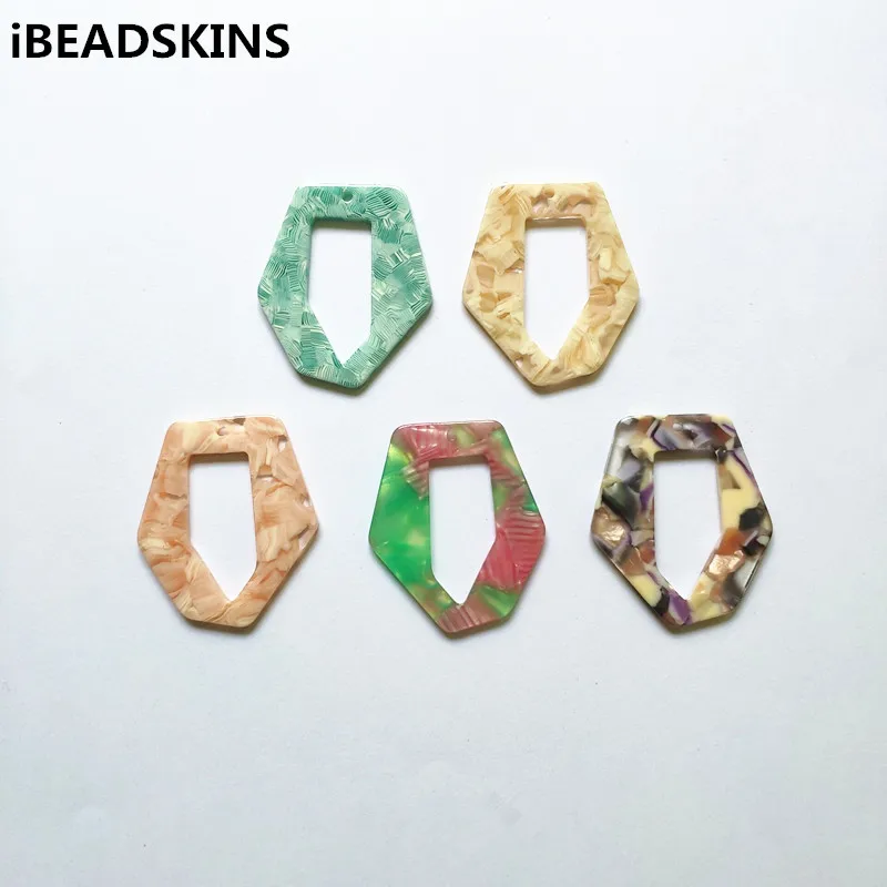 New arrival! 41x35mm 50pcs hexagon-shape acetic acid charm for stud earrings,earrings accessories,Earring parts,jewelry DIY
New arrival! 41x35mm 50pcs hexagon-shape acetic acid charm for stud earrings,earrings accessories,Earring parts,jewelry DIY