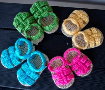 Crochet Baby shoes Boy or Girl gift 
Crochet Baby shoes Boy or Girl gift