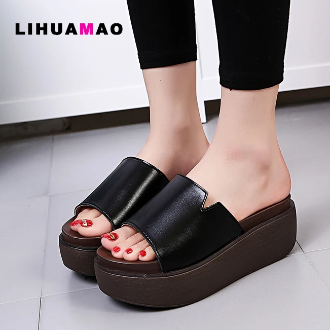 LIHUAMAO Vintage wedges slipper for women platform slides open toe slip on shoes summer 2019 outdoor casual party outdoor
LIHUAMAO Vintage wedges slipper for women platform slides open toe slip on shoes summer 2019 outdoor casual party outdoor