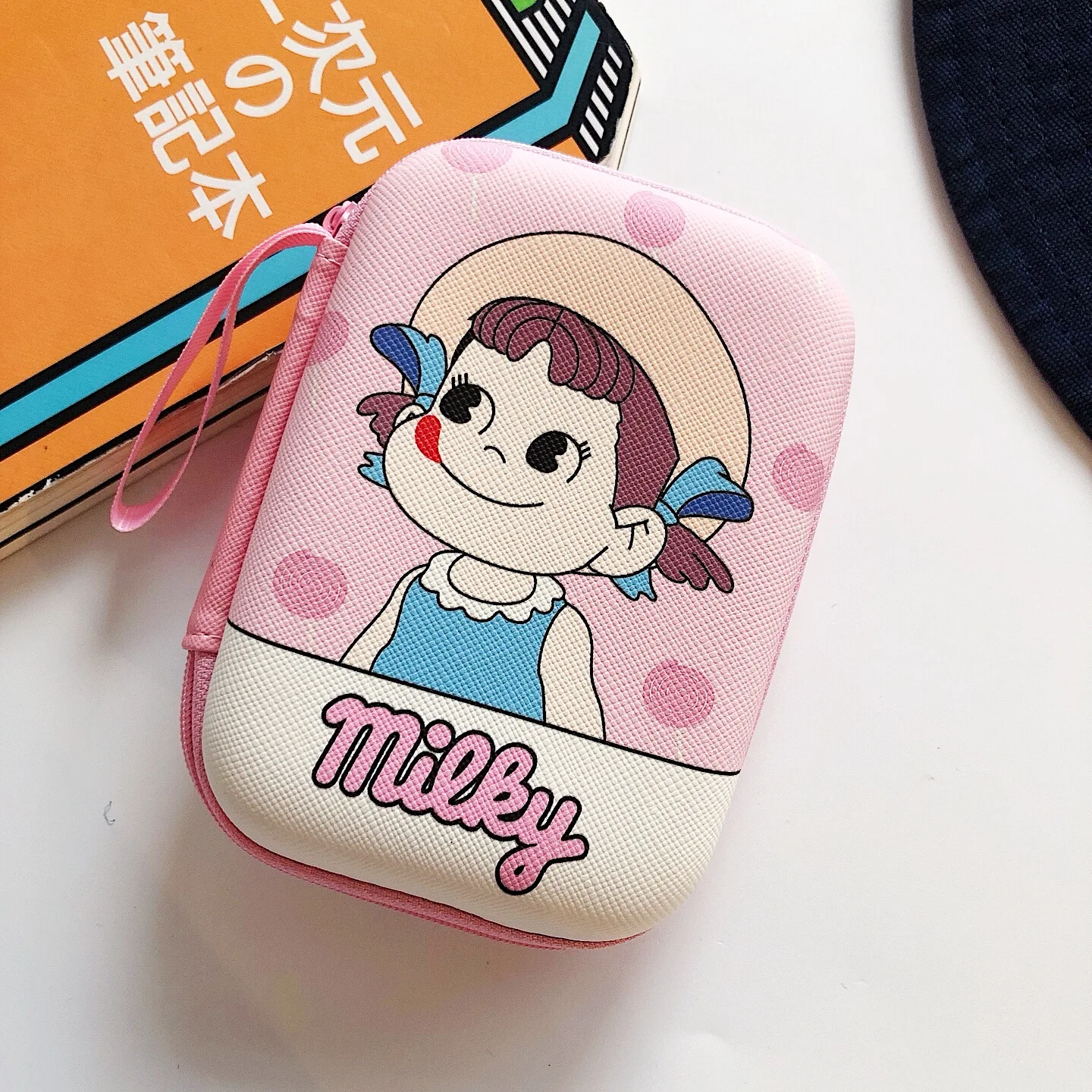 9.5cm*13.3cm Earphone Box Zipper Storage Bag Sesame Street Anpanman Crayon Shinchan Sakura Momoko Bear Pattern
9.5cm*13.3cm Earphone Box Zipper Storage Bag Sesame Street Anpanman Crayon Shinchan Sakura Momoko Bear Pattern