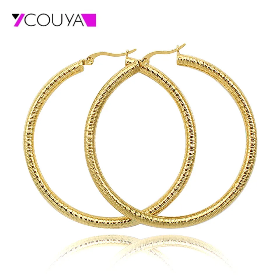 Big Round Hoop Earrings Gold Color Large Circle Earrings High Polished Cross Earring Jewelry Charm Fashion Lightweight for Momen
Big Round Hoop Earrings Gold Color Large Circle Earrings High Polished Cross Earring Jewelry Charm Fashion Lightweight for Momen
