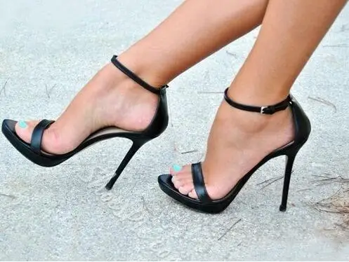 Rome Style Woman Buckle High-heeled Sandals Black Leather Ankle Strap Summer Dress Shoes Sexy Gladiator Sandals Big Size 10
Rome Style Woman Buckle High-heeled Sandals Black Leather Ankle Strap Summer Dress Shoes Sexy Gladiator Sandals Big Size 10