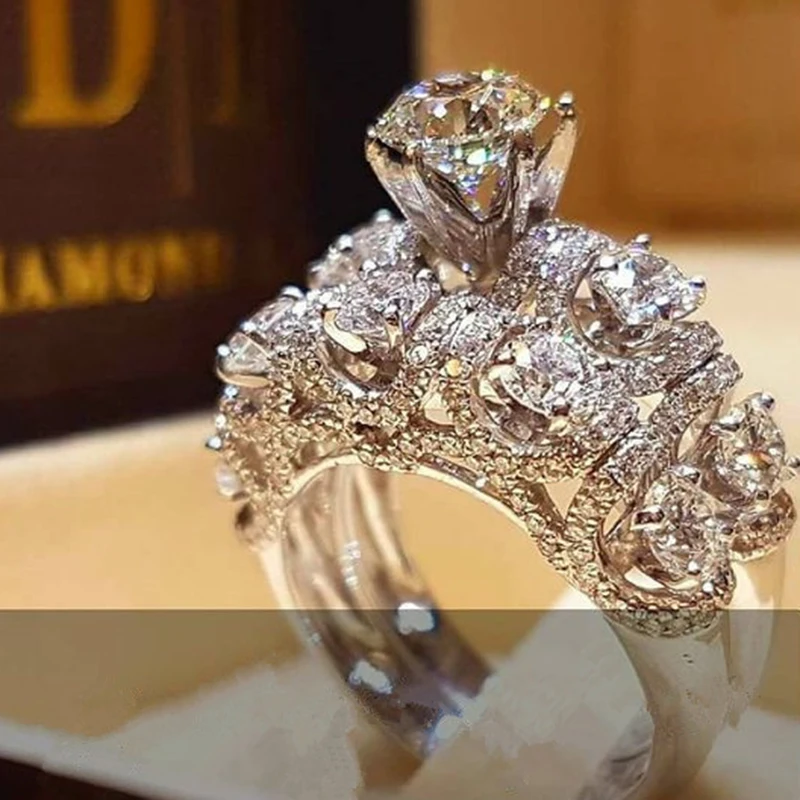 Luxury Brand Bohemian Men Crystal White Round Ring Set Promise Engagement Ring Vintage charms Wedding Rings for Women Z5Q955
Luxury Brand Bohemian Men Crystal White Round Ring Set Promise Engagement Ring Vintage charms Wedding Rings for Women Z5Q955