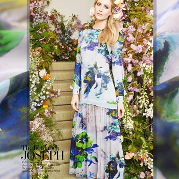 2016 newest flower inkjet silk chiffon yarn thin silk dress shirt silk fabrics wholesale high quality silk cloth 
2016 newest flower inkjet silk chiffon yarn thin silk dress shirt silk fabrics wholesale high quality silk cloth