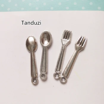 Tanduzi 500pcs Wholesale Silver Simulation Spoon&Fork Tableware Pandent DIY 1:12 Dollhouse Miniature Deco Parts Alloy Crafts
Tanduzi 500pcs Wholesale Silver Simulation Spoon&Fork Tableware Pandent DIY 1:12 Dollhouse Miniature Deco Parts Alloy Crafts