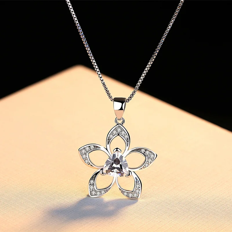 Simple Fashion Jewelry Plant Flower Hollow Design Silver Necklace Collarbone Pendant Necklace Choker With Crystal
Simple Fashion Jewelry Plant Flower Hollow Design Silver Necklace Collarbone Pendant Necklace Choker With Crystal
