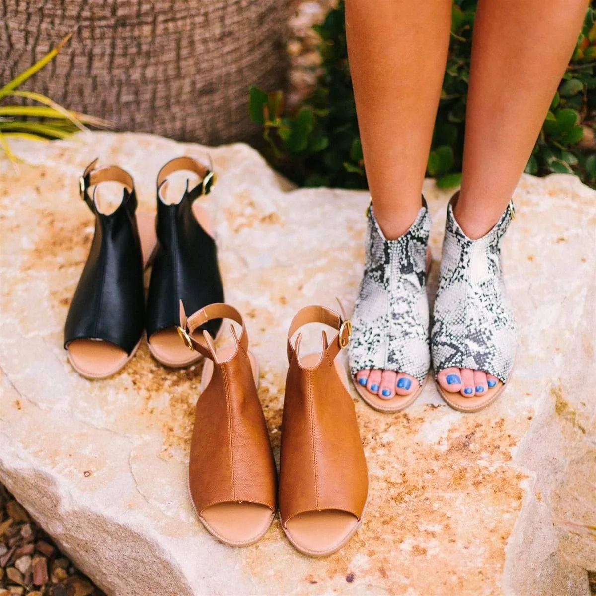 Women Ladies Fashion Peep Toe Fish mouth Flat Buckle Snake Print Casual Shoes Sandals sandalia feminina Casual Sandalias Mujer
Women Ladies Fashion Peep Toe Fish mouth Flat Buckle Snake Print Casual Shoes Sandals sandalia feminina Casual Sandalias Mujer
